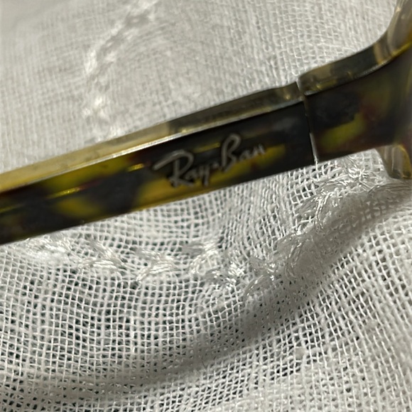 Ray-Ban frames with case - Picture 6 of 12